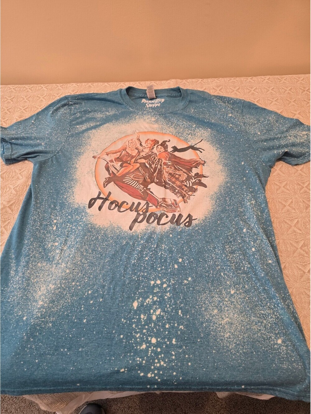 Gildan Hocus Pocus Graphic T-Shirt Blue Speckled Size Large